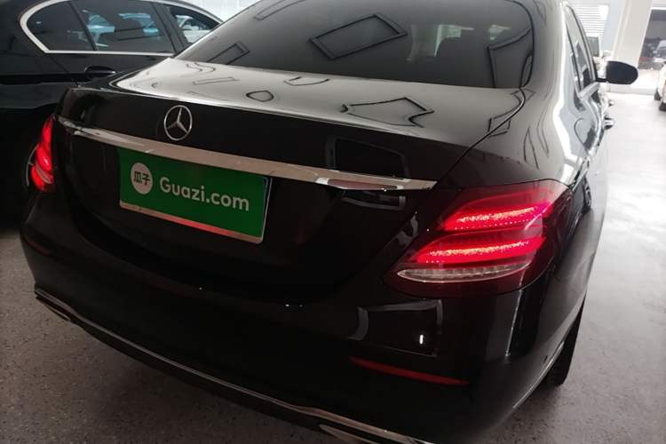 Used Mercedes-Benz E-Class 2019 E 260 L 4MATIC Rear