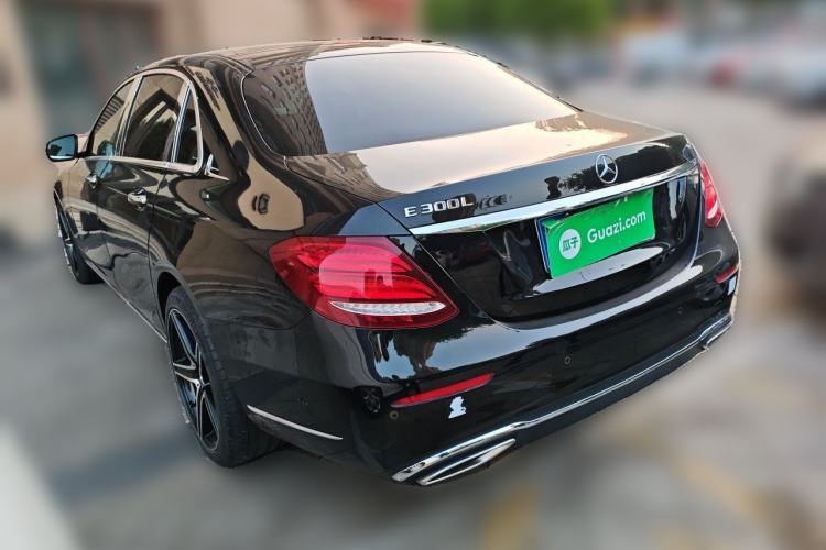 Used Mercedes-Benz E-Class 2019 Restyled E 300 L Luxury Edition Rear Left 45 Deg
