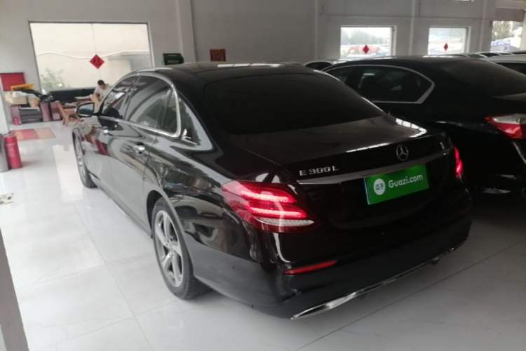 Used Mercedes-Benz E-Class 2019 Restyled E 300 L Sport Luxury Edition Rear Left 45 Deg