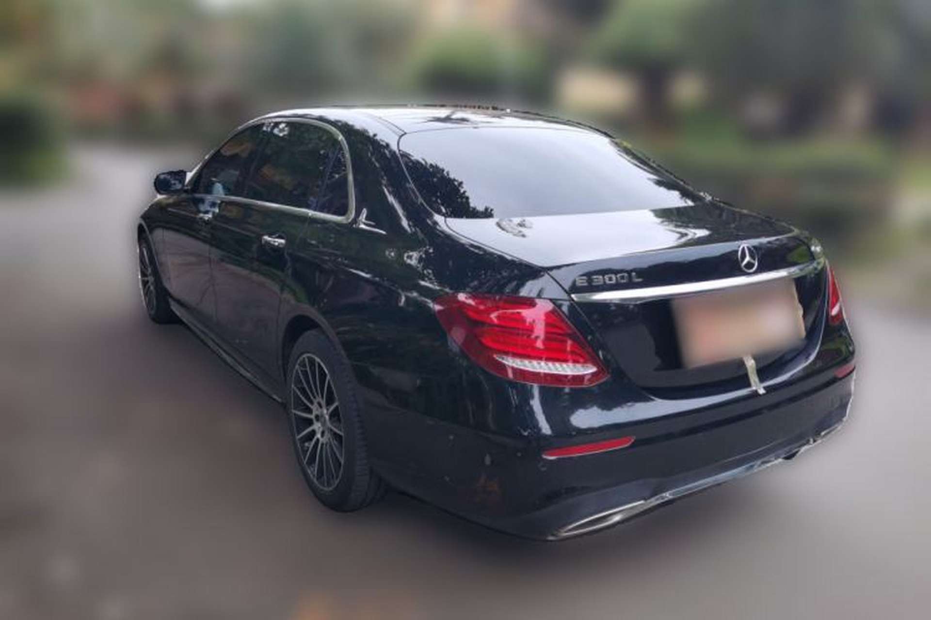 Used Mercedes-Benz E-Class 2019 E 300 L Sporty and Stylish Model Rear Left 45 Deg
