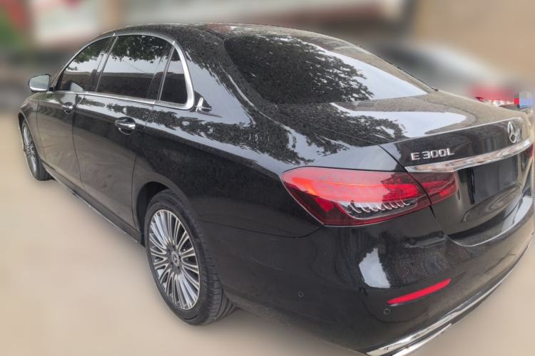 Used Mercedes-Benz E-Class 2019 E 300 L Sporty and Stylish Model Rear Left 45 Deg