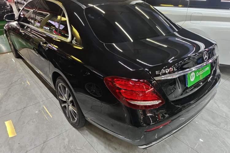 Used Mercedes-Benz E-Class 2019 E 300 L Luxury Model Rear Left 45 Deg