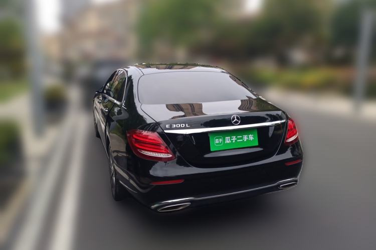 Used Mercedes-Benz E-Class 2019 Restyled E 300 L Luxury Edition Rear Left 45 Deg