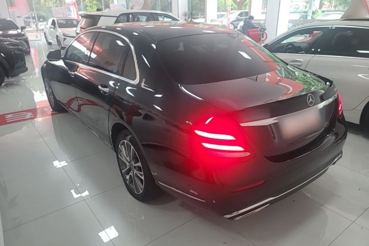 Used Mercedes-Benz E-Class 2019 E 260 L 4MATIC Rear Left 45 Deg