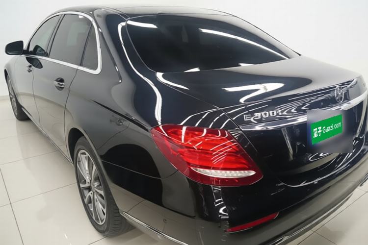 Used Mercedes-Benz E-Class 2019 Facelifted E 300 L Stylish Version Rear Left 45 Deg