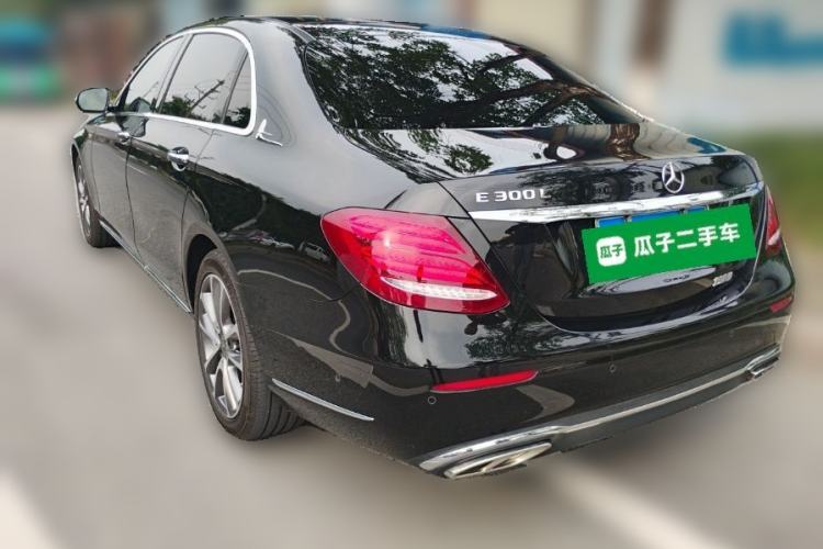 Used Mercedes-Benz E-Class 2019 Restyled E 300 L Luxury Edition Rear Left 45 Deg