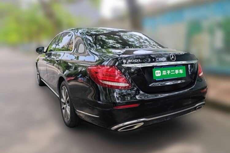 Used Mercedes-Benz E-Class 2019 Restyled E 300 L Luxury Edition Rear Left 45 Deg