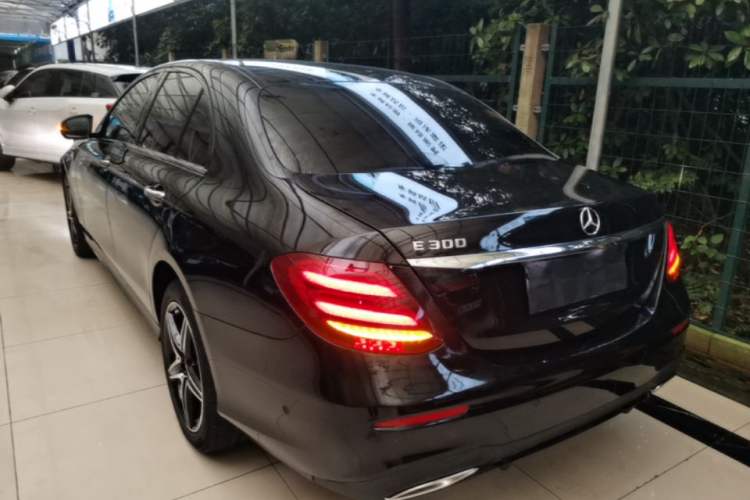 Used Mercedes-Benz E-Class 2019 E 260 Sport Edition Rear Left 45 Deg