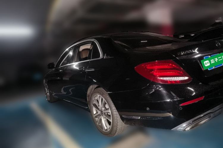 Used Mercedes-Benz E-Class 2019 E 200 L Rear Left 45 Deg