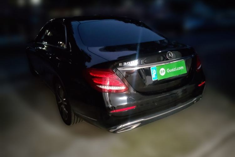 Used Mercedes-Benz E-Class 2019 Restyled E 300 L Luxury Edition Rear Left 45 Deg
