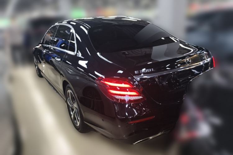Used Mercedes-Benz E-Class 2019 E 300 L Sporty and Stylish Model Rear Left 45 Deg