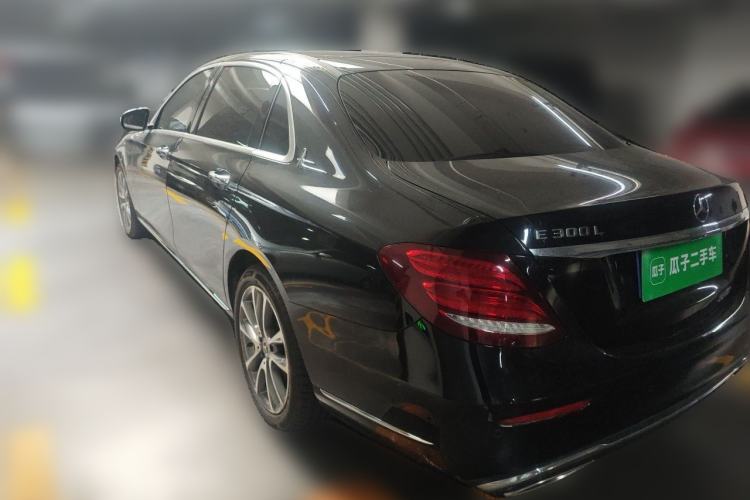 Used Mercedes-Benz E-Class 2019 E 300 L Luxury Model Rear Left 45 Deg