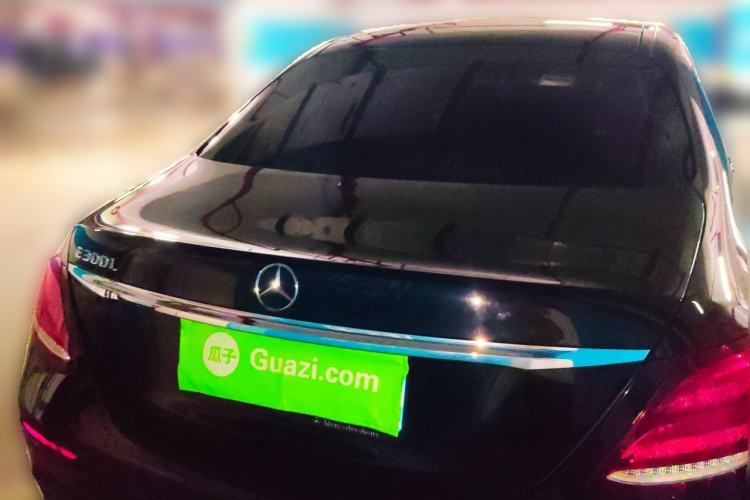 Used Mercedes-Benz E-Class 2019 E 300 L Sporty and Stylish Model Rear