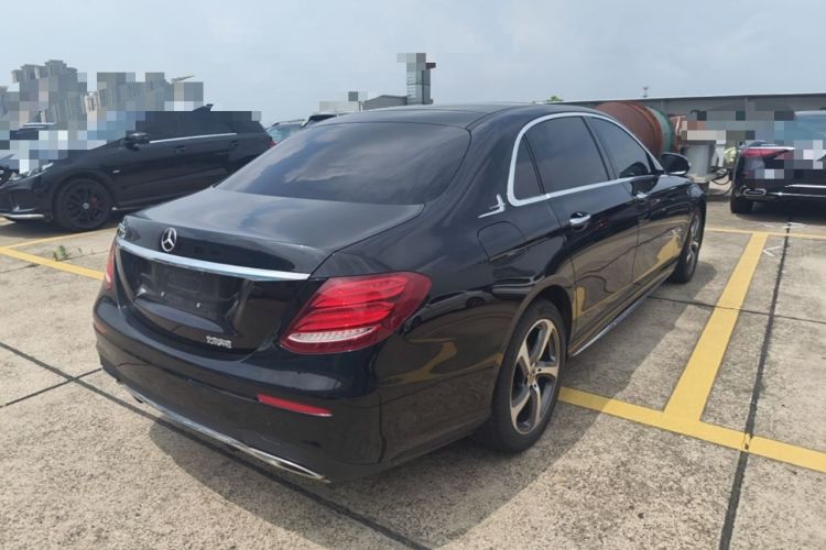 Used Mercedes-Benz E-Class 2019 E 300 L Sporty and Stylish Model Rear Right 45 Deg