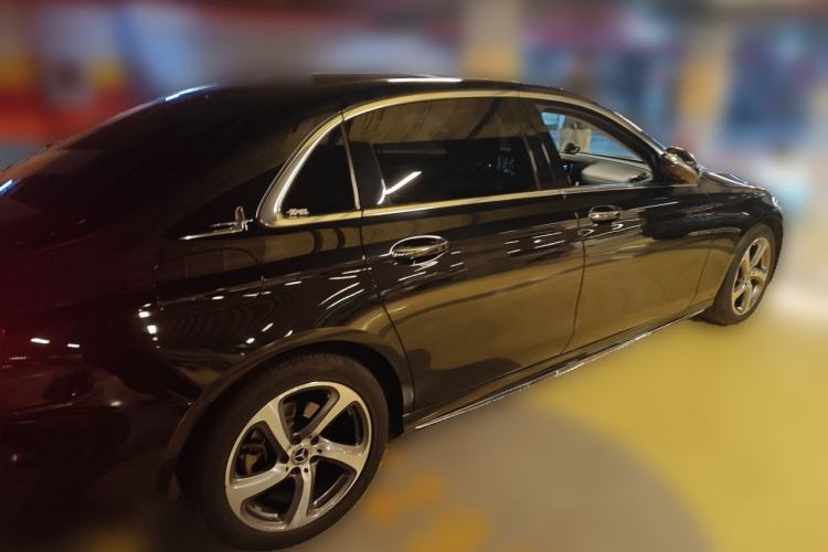 Used Mercedes-Benz E-Class 2019 Restyled E 300 L Sport Luxury Edition Rear Right 45 Deg