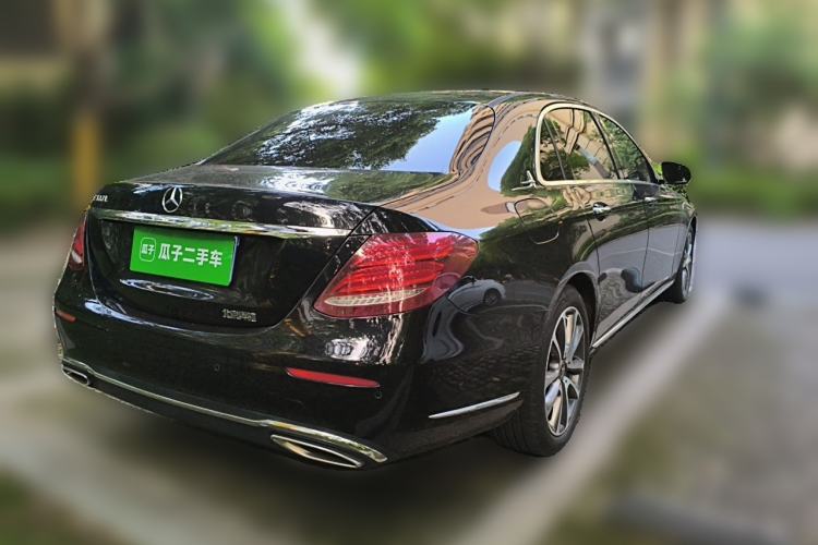 Used Mercedes-Benz E-Class 2019 Restyled E 300 L Luxury Edition Rear Right 45 Deg