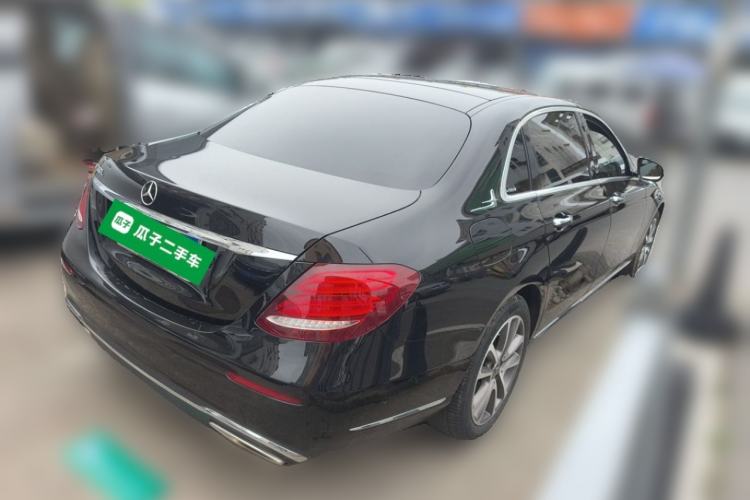 Used Mercedes-Benz E-Class 2019 Restyled E 300 L Luxury Edition Rear Right 45 Deg