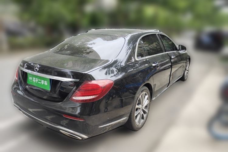 Used Mercedes-Benz E-Class 2019 Restyled E 300 L Luxury Edition Rear Right 45 Deg