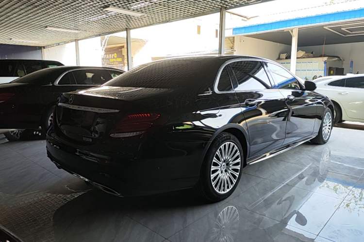 Used Mercedes-Benz E-Class 2019 Restyled E 300 L Sport Luxury Edition Rear Right 45 Deg
