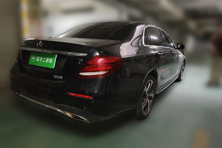 Used Mercedes-Benz E-Class 2019 E 300 L Sporty and Stylish Model Rear Right 45 Deg