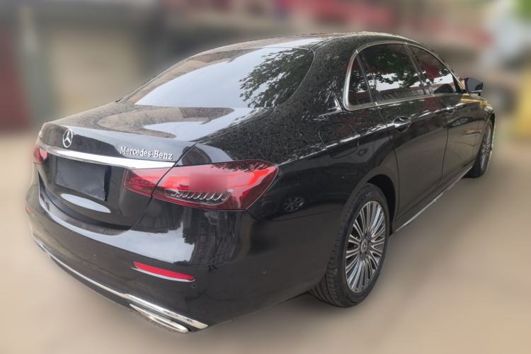 Used Mercedes-Benz E-Class 2019 E 300 L Sporty and Stylish Model Rear Right 45 Deg