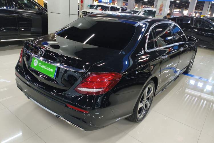Used Mercedes-Benz E-Class 2019 E 300 L Sport Luxury Edition Rear Right 45 Deg