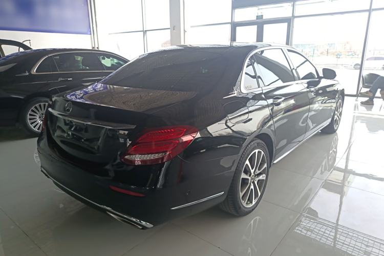 Used Mercedes-Benz E-Class 2019 Restyled E 300 L Luxury Edition Rear Right 45 Deg
