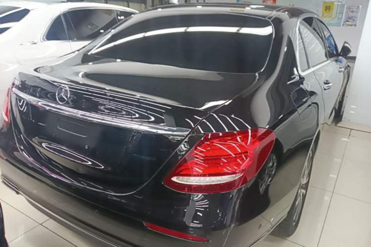 Used Mercedes-Benz E-Class 2019 Facelifted E 300 L Stylish Version Rear Right 45 Deg