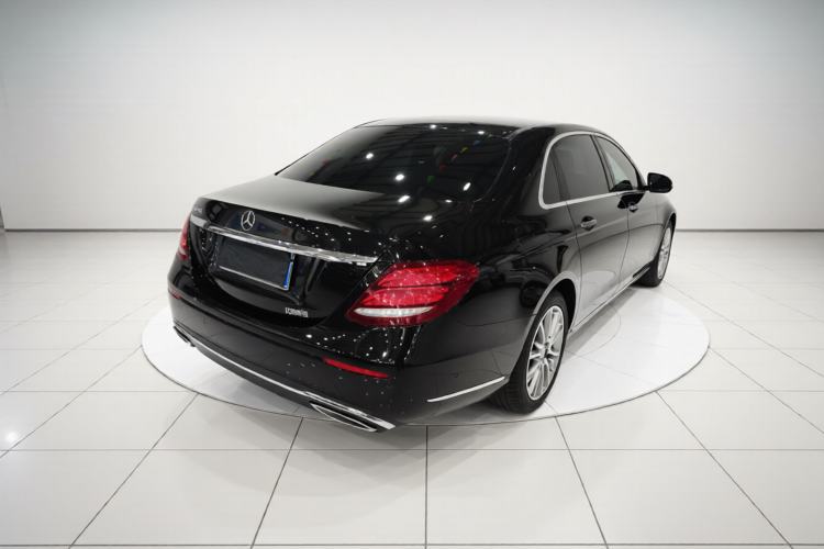 Used Mercedes-Benz E-Class 2019 E 260 L Rear Right 45 Deg