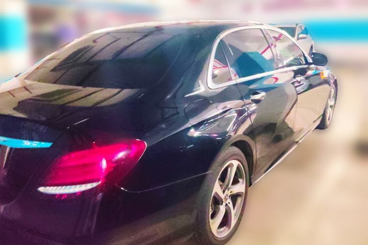 Used Mercedes-Benz E-Class 2019 E 300 L Sporty and Stylish Model Rear Right 45 Deg