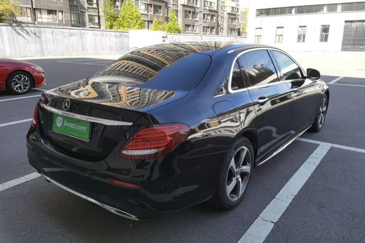 Used Mercedes-Benz E-Class 2019 E 300 L Sporty and Stylish Model Rear Right 45 Deg