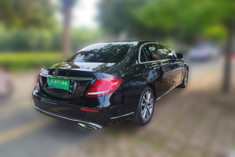 Used Mercedes-Benz E-Class 2019 Restyled E 300 L Luxury Edition Rear Right 45 Deg