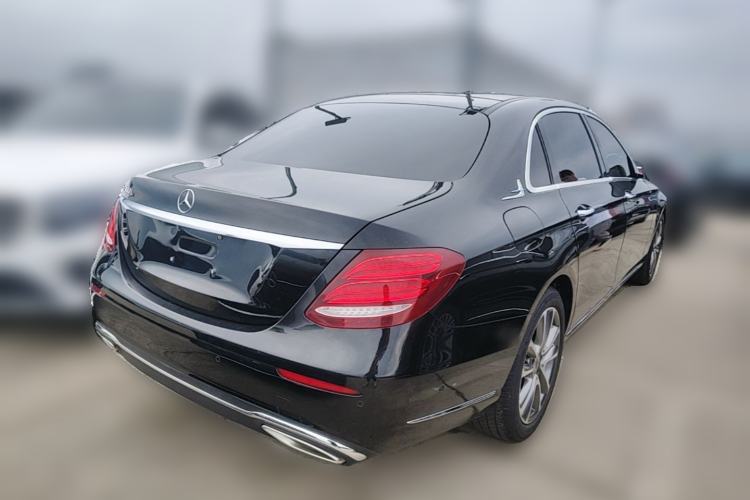 Used Mercedes-Benz E-Class 2019 E 200 L Rear Right 45 Deg
