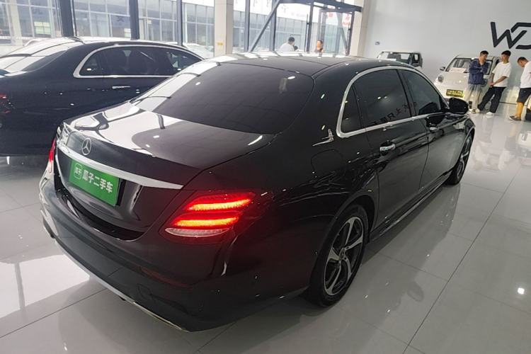 Used Mercedes-Benz E-Class 2019 Restyled E 300 L Sport Luxury Edition Rear Right 45 Deg
