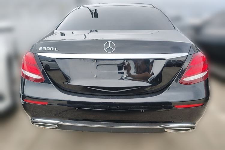 Used Mercedes-Benz E-Class 2019 E 200 L Rear