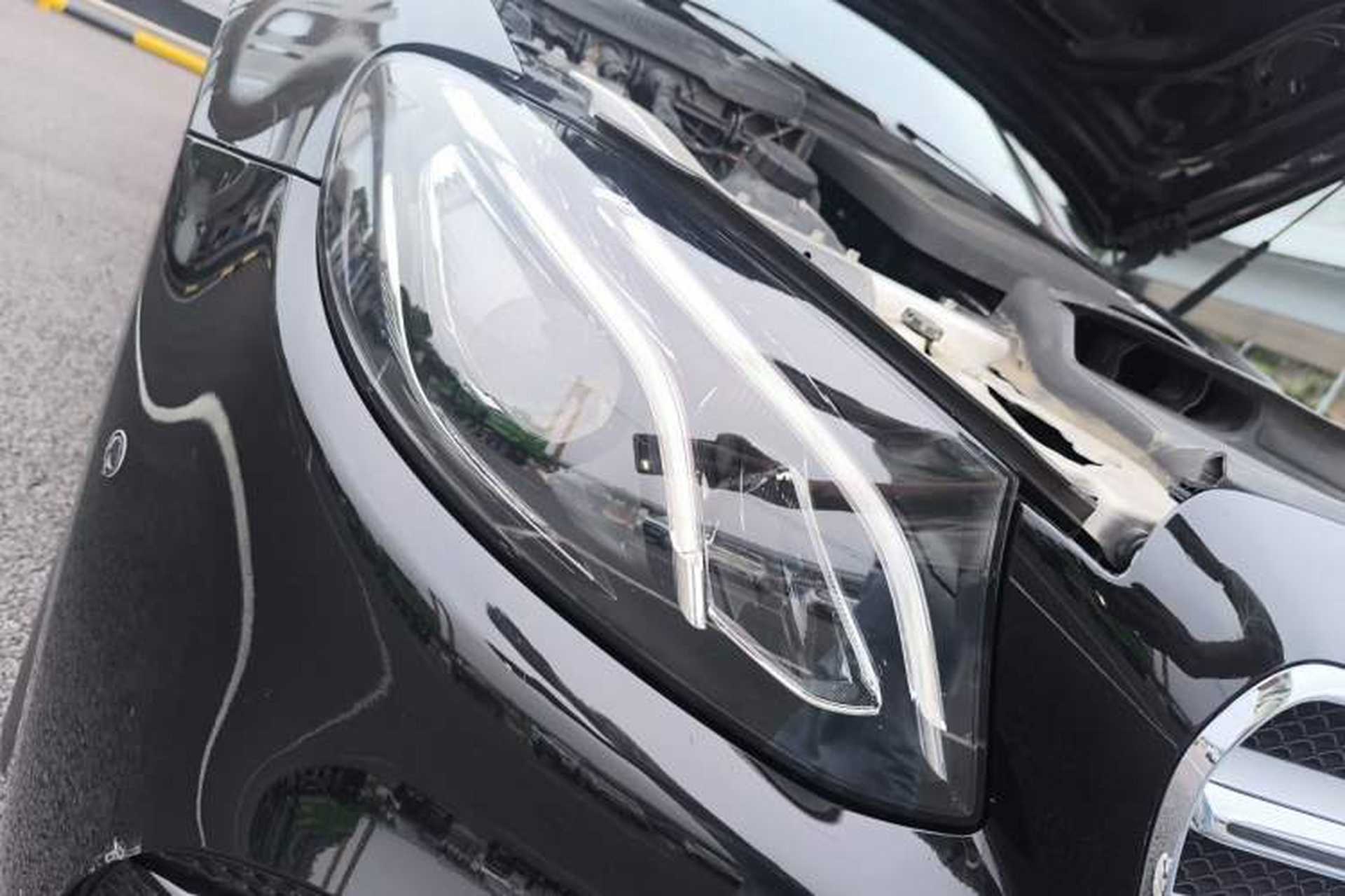 Used Mercedes-Benz E-Class 2019 Restyled E 300 L Sport Luxury Edition Right Front Headlight