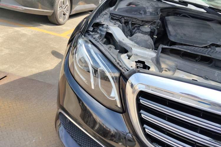 Used Mercedes-Benz E-Class 2019 E 260 L Right Front Headlight