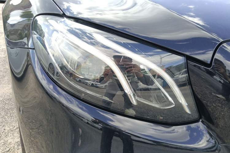 Used Mercedes-Benz E-Class 2019 Restyled E 300 L Sporty and Stylish Edition Right Front Headlight