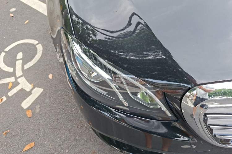 Used Mercedes-Benz E-Class 2019 Restyled E 300 L Sporty and Stylish Edition Right Front Headlight
