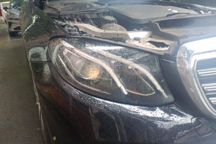 Used Mercedes-Benz E-Class 2019 Restyled E 300 L Luxury Edition Right Front Headlight