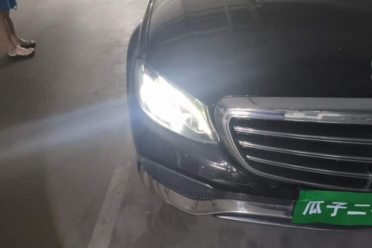 Used Mercedes-Benz E-Class 2019 E 260 L Right Front Headlight