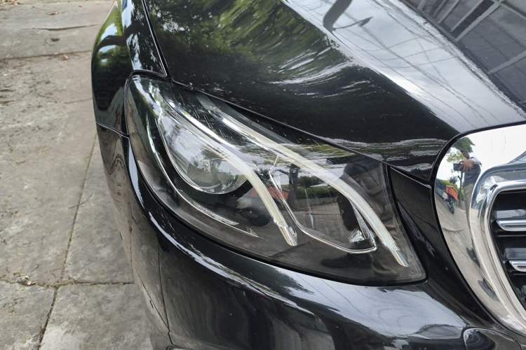 Used Mercedes-Benz E-Class 2019 E 300 L Luxury Model Right Front Headlight