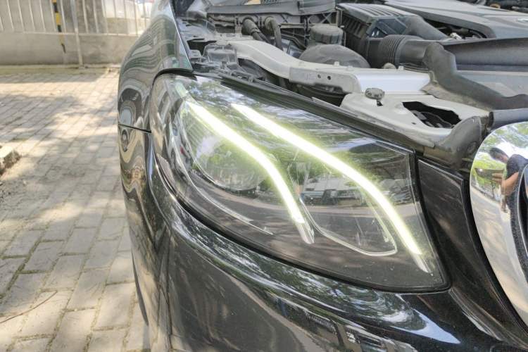 Used Mercedes-Benz E-Class 2019 E 200 L Right Front Headlight