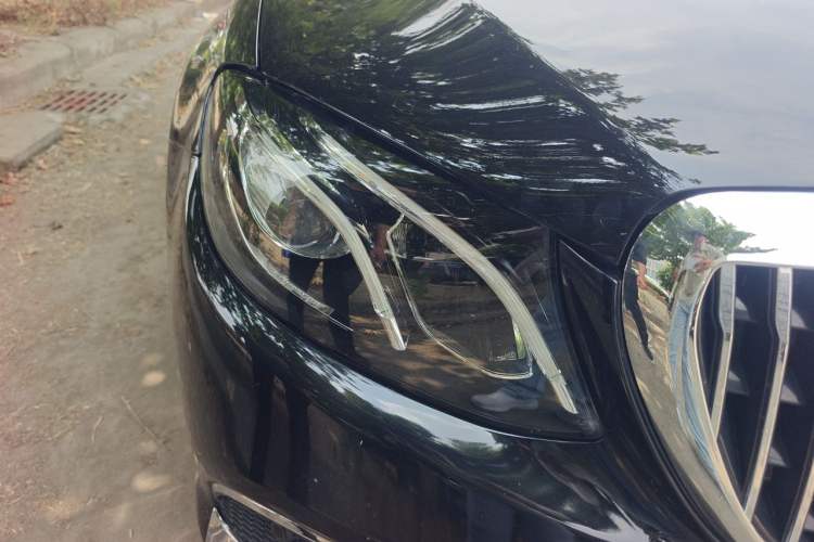 Used Mercedes-Benz E-Class 2019 E 200 L Sport Edition Right Front Headlight