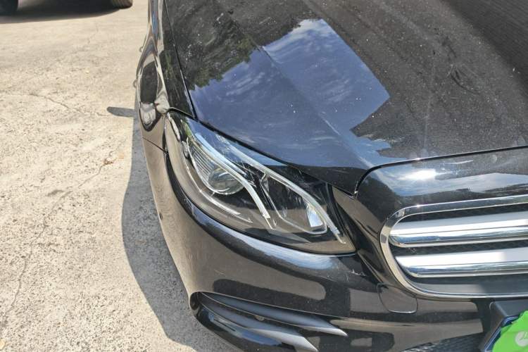 Used Mercedes-Benz E-Class 2019 E 300 L Sporty and Stylish Model Right Front Headlight