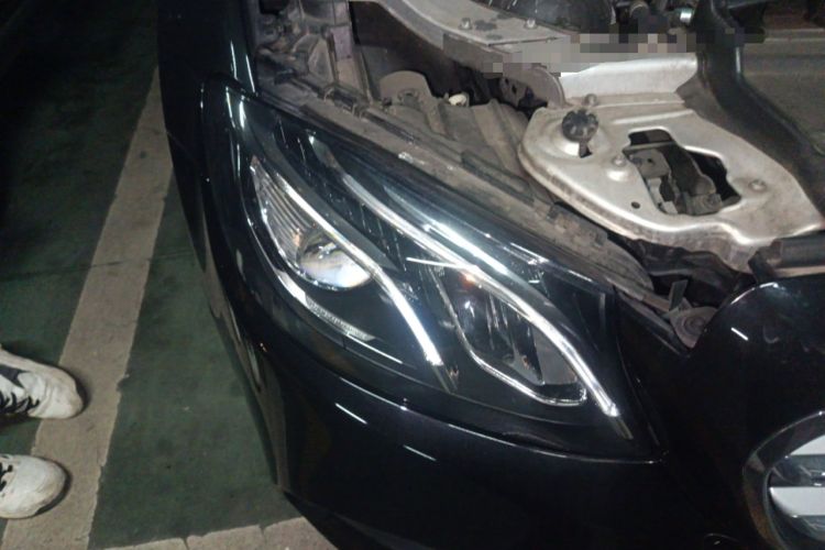 Used Mercedes-Benz E-Class 2019 Restyled E 300 L Sporty and Stylish Edition Right Front Headlight