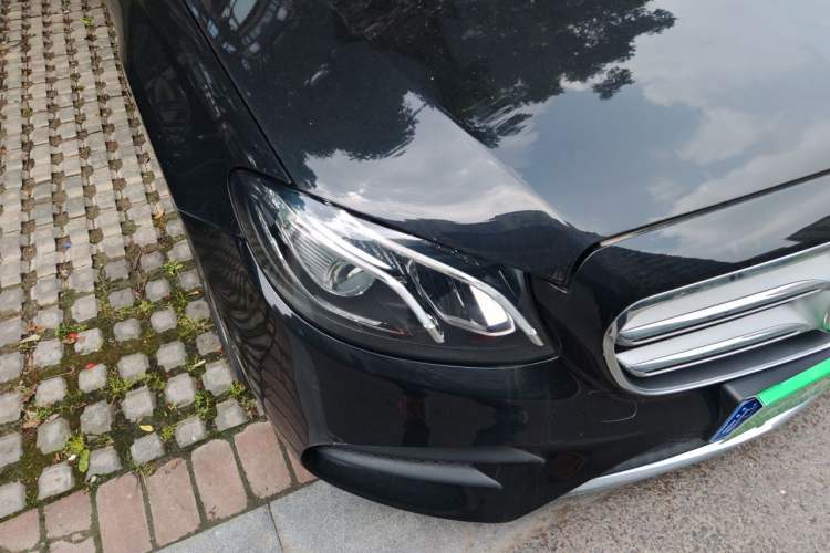 Used Mercedes-Benz E-Class 2019 E 200 L Sport Edition Right Front Headlight