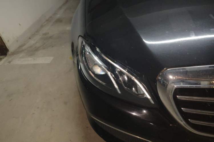 Used Mercedes-Benz E-Class 2019 E 300 L Stylish Model Right Front Headlight