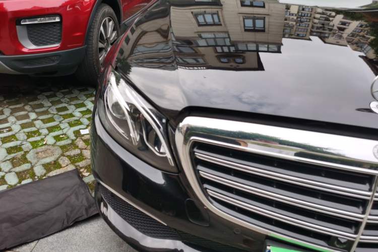 Used Mercedes-Benz E-Class 2019 E 300 L Luxury Model Right Front Headlight