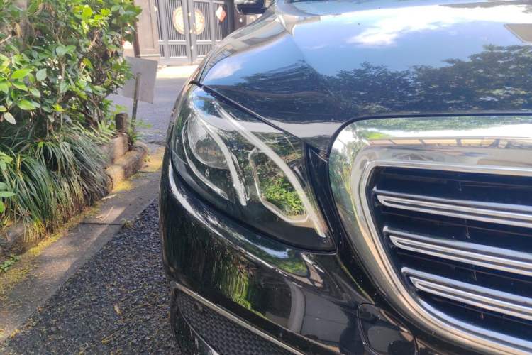 Used Mercedes-Benz E-Class 2019 E 300 L Stylish Model Right Front Headlight